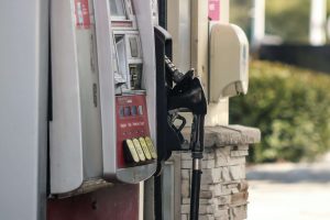 Bonus benzina 2023 a chi spetta